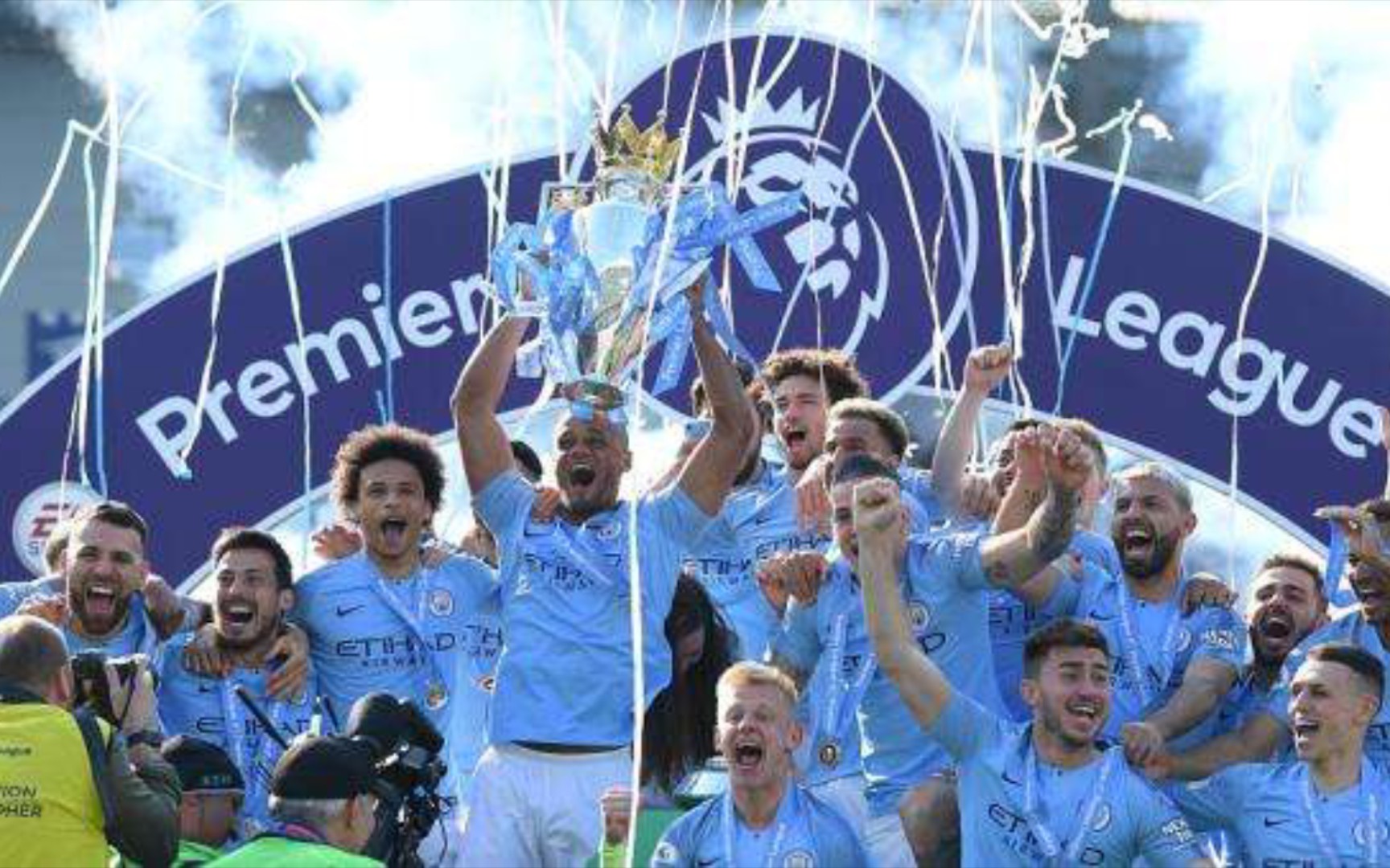 仅展示了巴 仅展示了巴